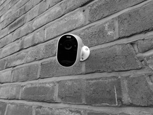 Installation caméra de surveillance pour local professionnels